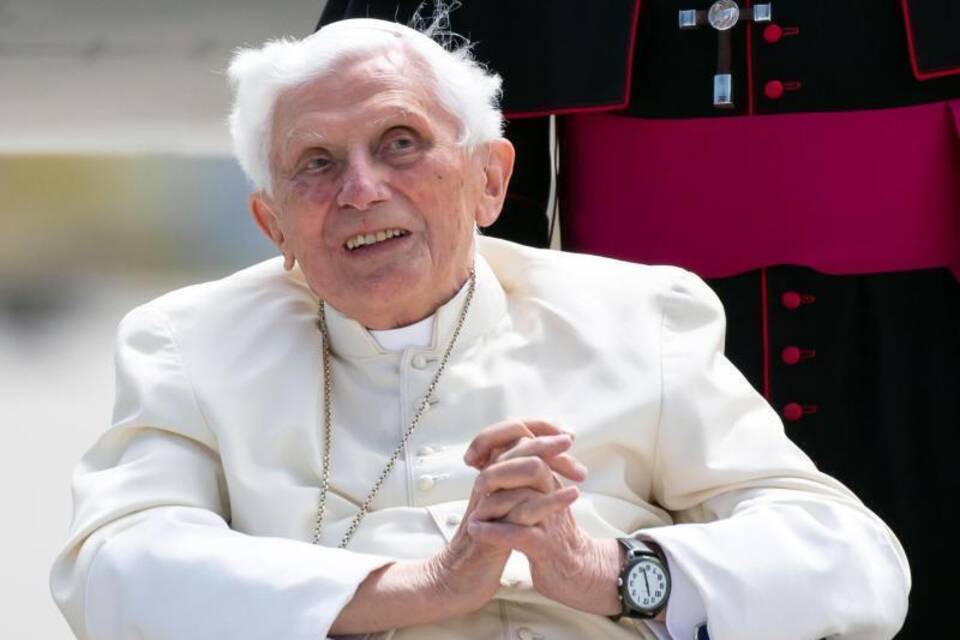 Papst Benedikt XVI. Papst Benedikt XVI.