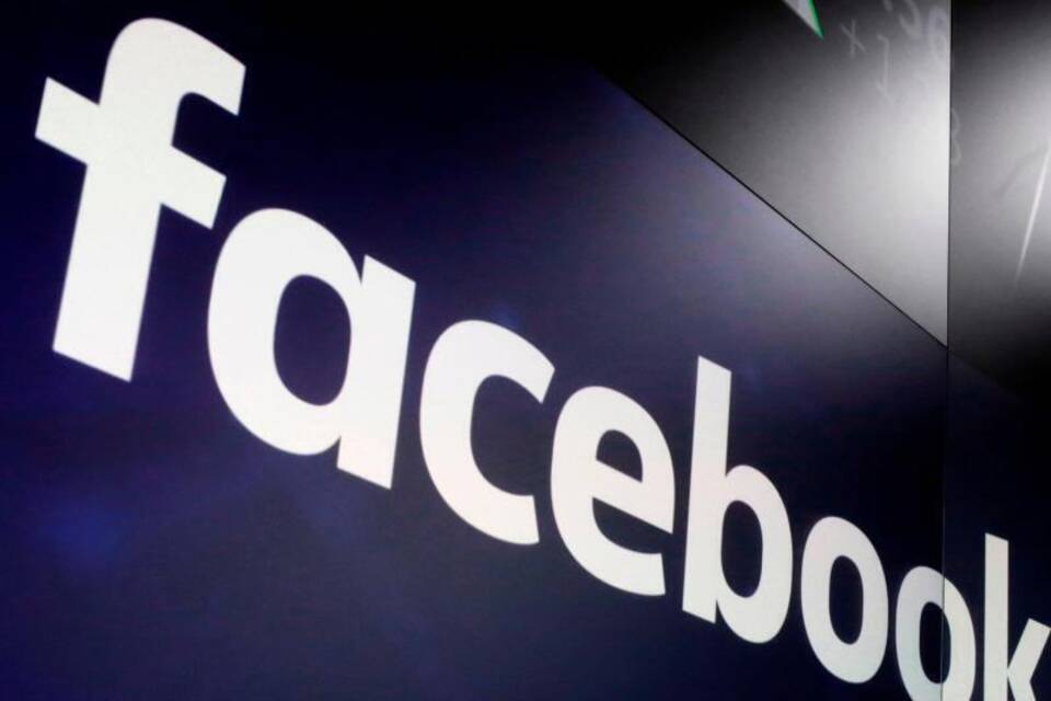 Facebook Facebook