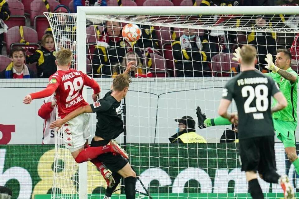 FSV Mainz 05 - FC Augsburg FSV Mainz 05 - FC Augsburg