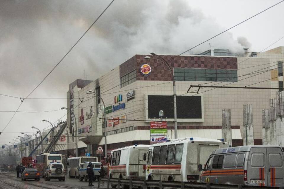 Nach Brand in Einkaufszentrum Nach Brand in Einkaufszentrum