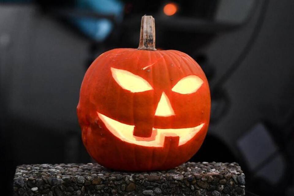 Halloween Halloween