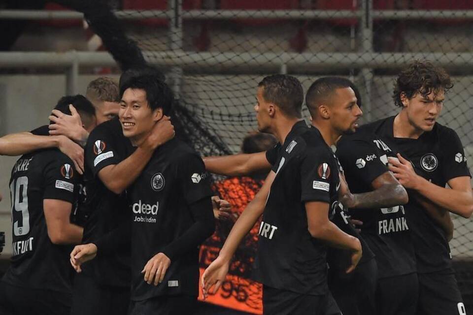 Olympiakos Piräus - Eintracht Frankfurt Olympiakos Piräus - Eintracht Frankfurt