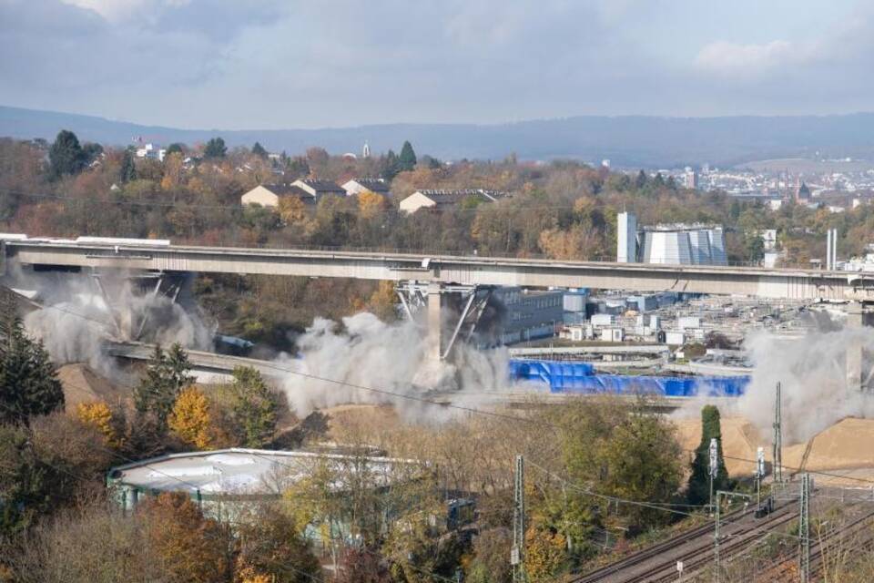 Brücke Brücke