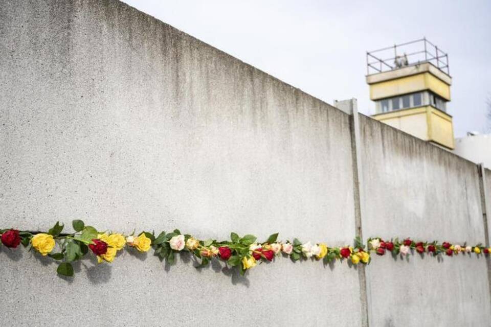Gedenkveranstaltung 32. Jahrestag Mauerfall Gedenkveranstaltung 32. Jahrestag Mauerfall