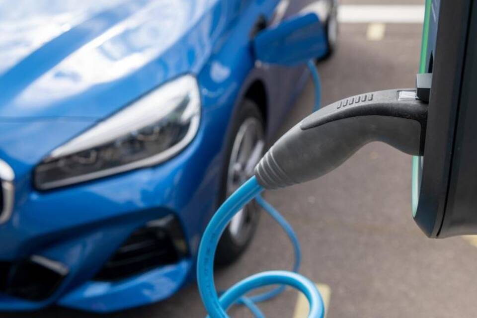 Ladesäule für Elektroautos Ladesäule für Elektroautos