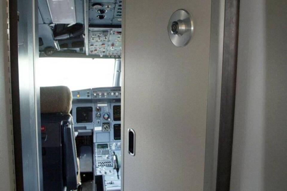 Cockpit-Tür