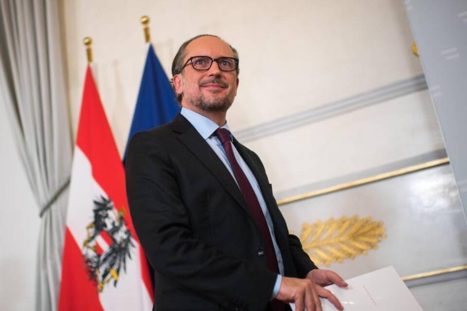 Österreich droht Ungeimpften mit Lockdown Österreich droht Ungeimpften mit Lockdown