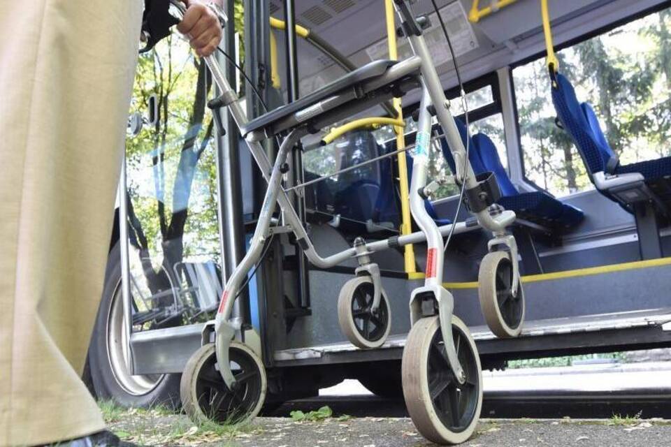 Bus und Bahn Bus und Bahn