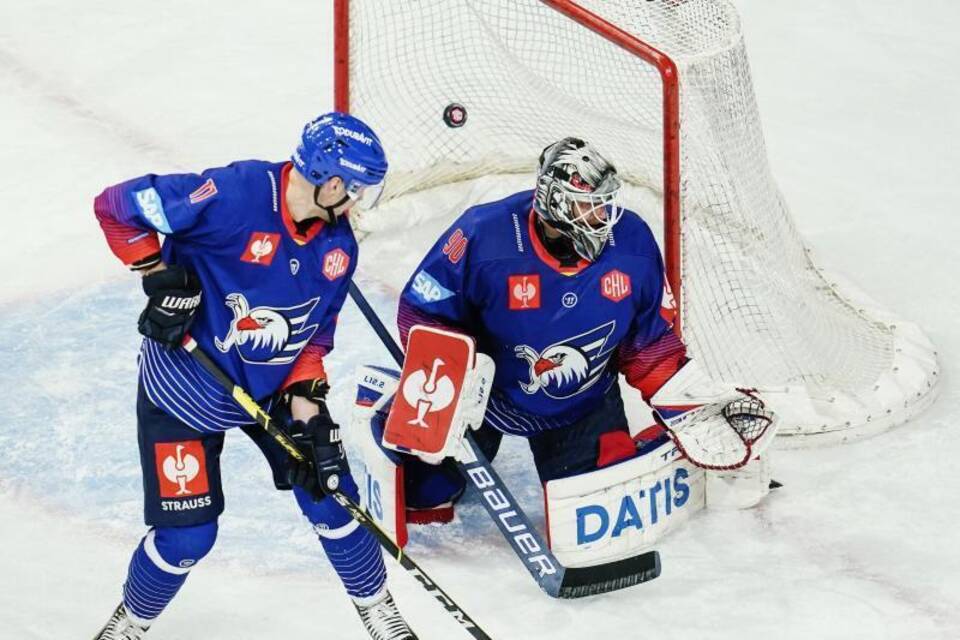 Adler Mannheim - Frölunda HC