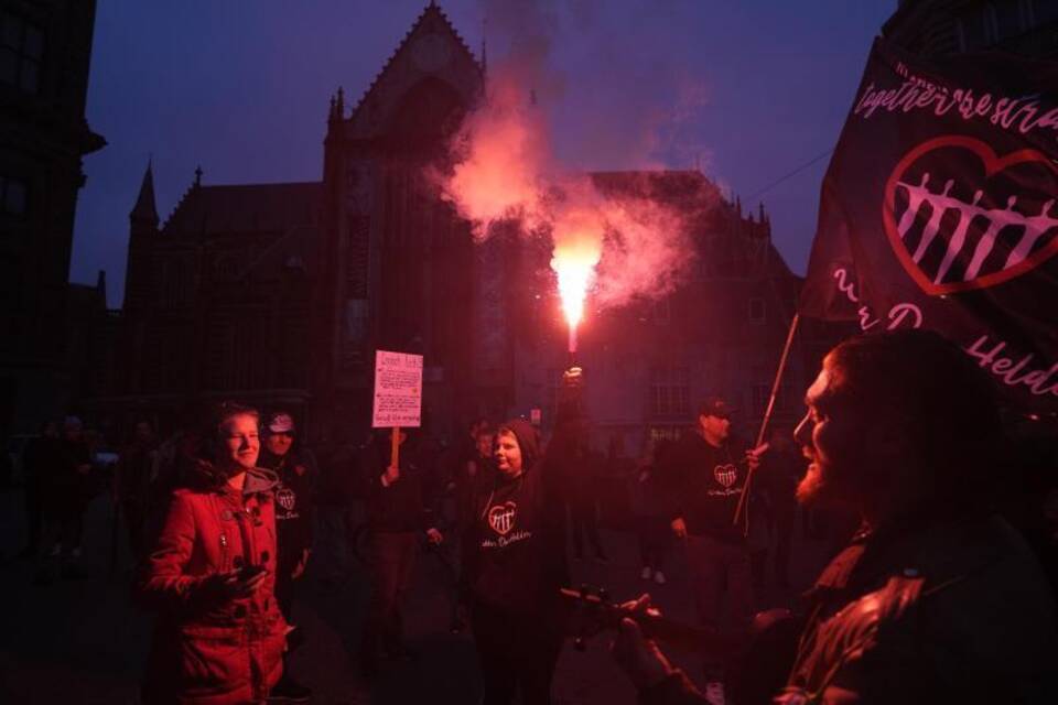 Corona-Proteste in den Niederlanden