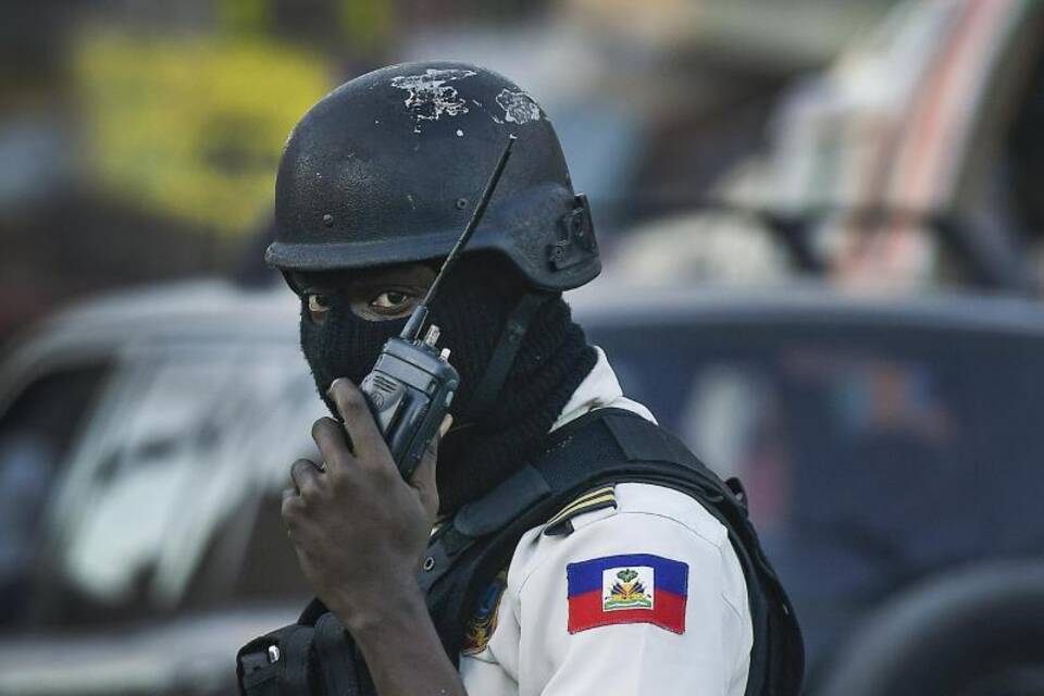 Polizist in Haiti Polizist in Haiti