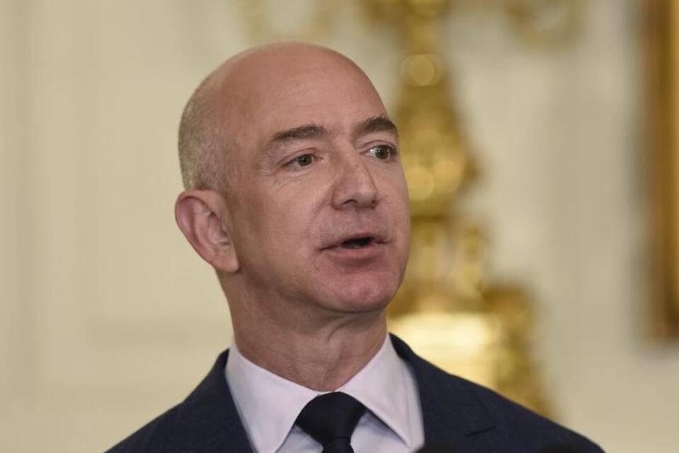Jeff Bezos Jeff Bezos
