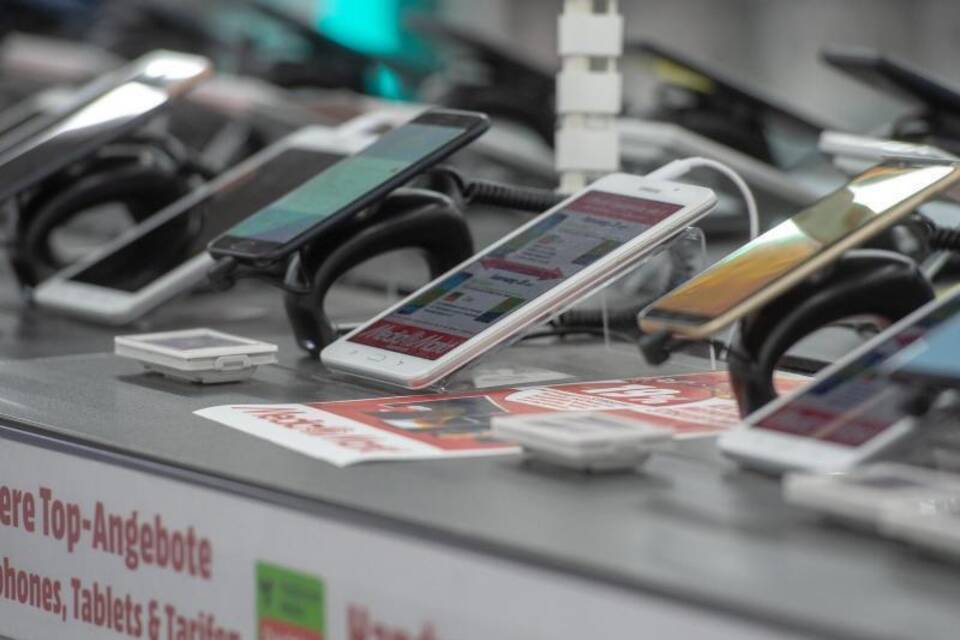 Smartphones Smartphones