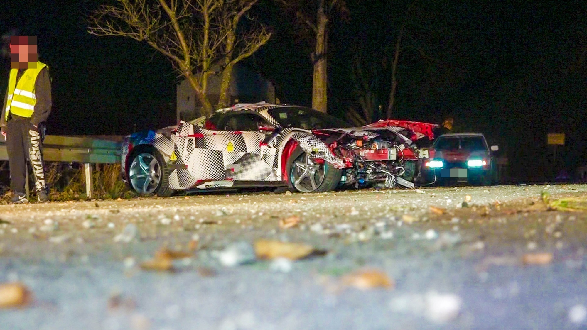 unfall eines ferrari erlkonigs die fotogalerie fotos rnz