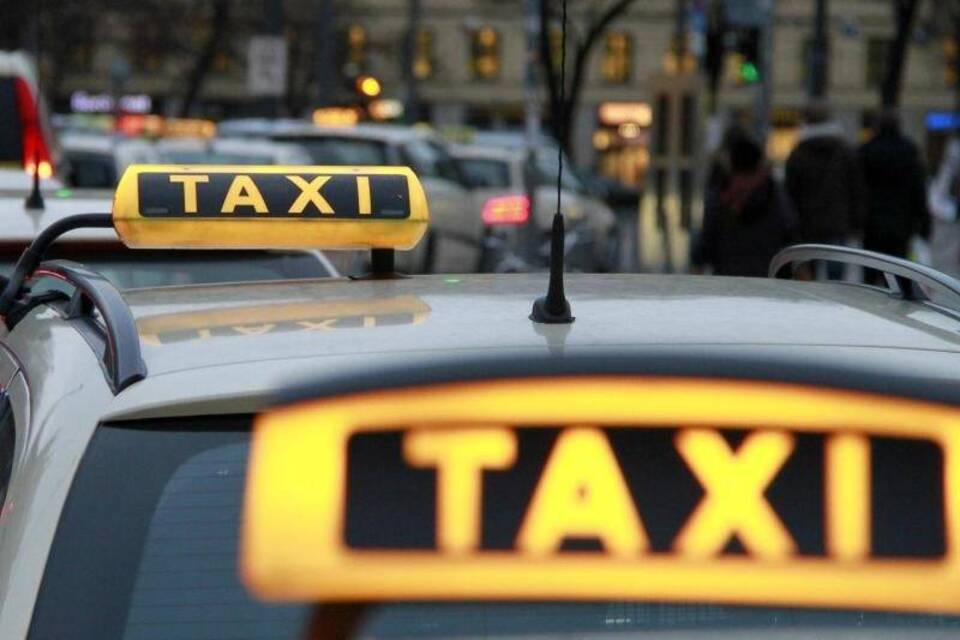 Taxis Taxis