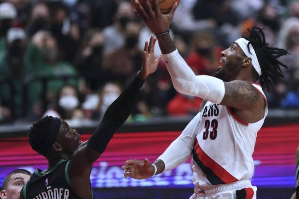 Dennis Schröder Dennis Schröder