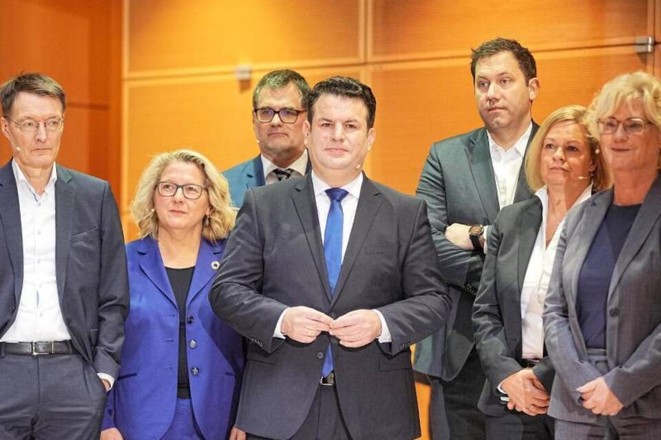 Vorstellung der SPD-Minister Vorstellung der SPD-Minister