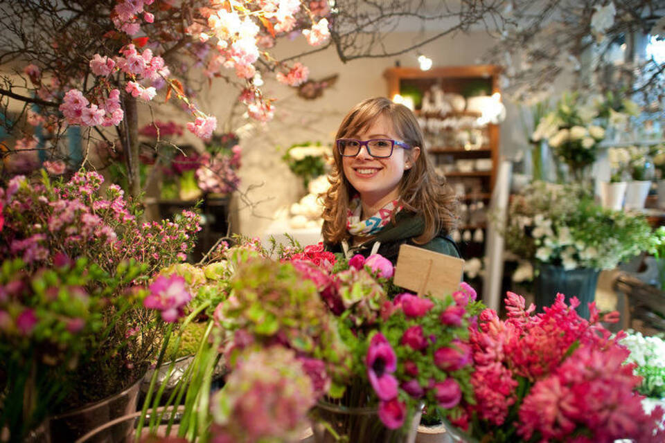 Nicht nur Blumenverkäufer: Floristen sind kreative Handwerker Nicht nur Blumenverkäufer: Floristen sind kreative Handwerker