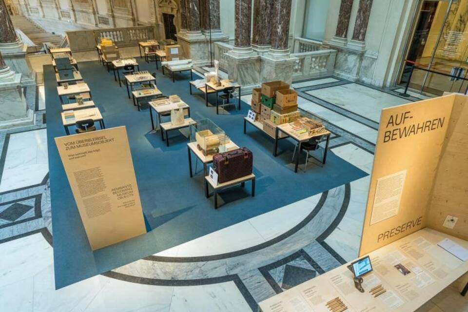 Museum thematisiert Umgang mit NS-Devotionalien Museum thematisiert Umgang mit NS-Devotionalien