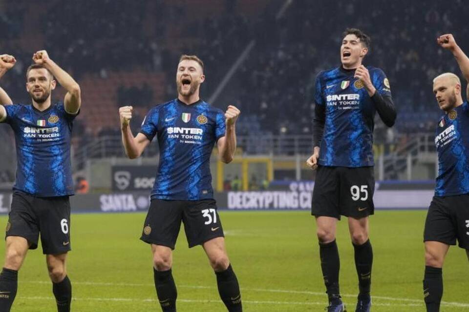 Feiernde Spieler von Inter Mailand