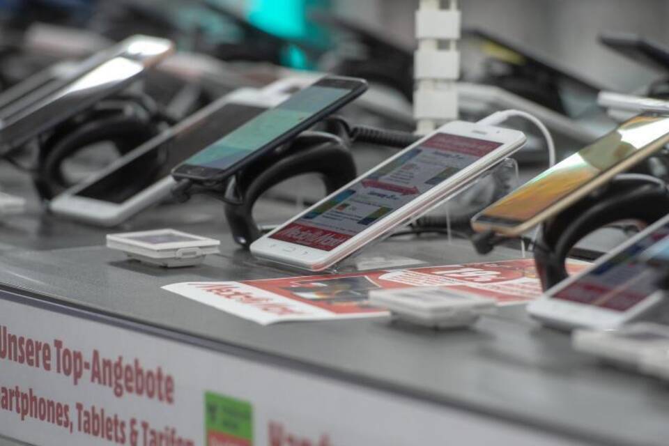 Smartphones Smartphones