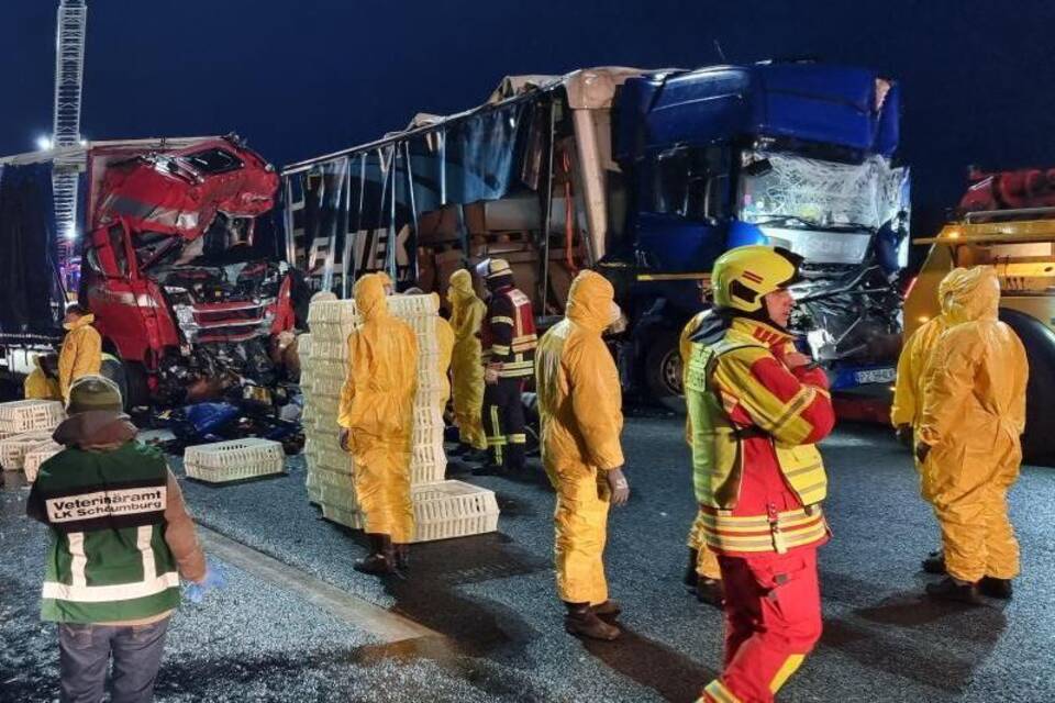 Mehrere Zusammenstöße auf A2