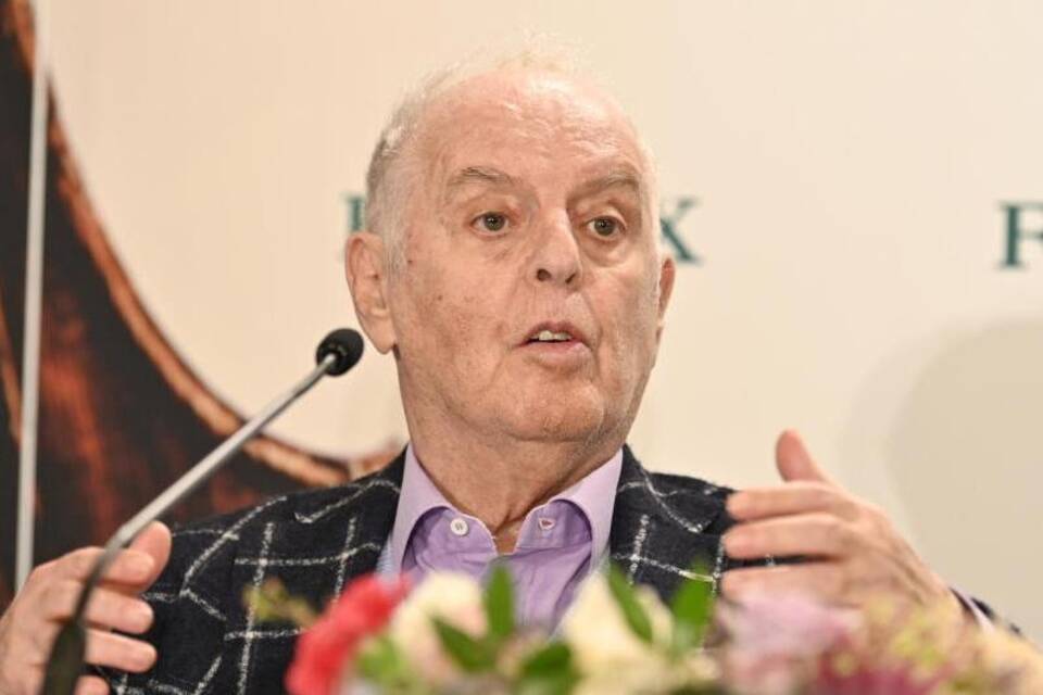 Daniel Barenboim Daniel Barenboim