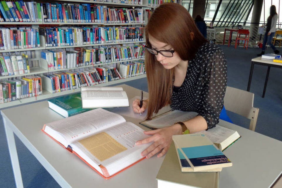 Gemütlich durch die Uni - So verkaufen Absolventen ein Bummel-Studium
