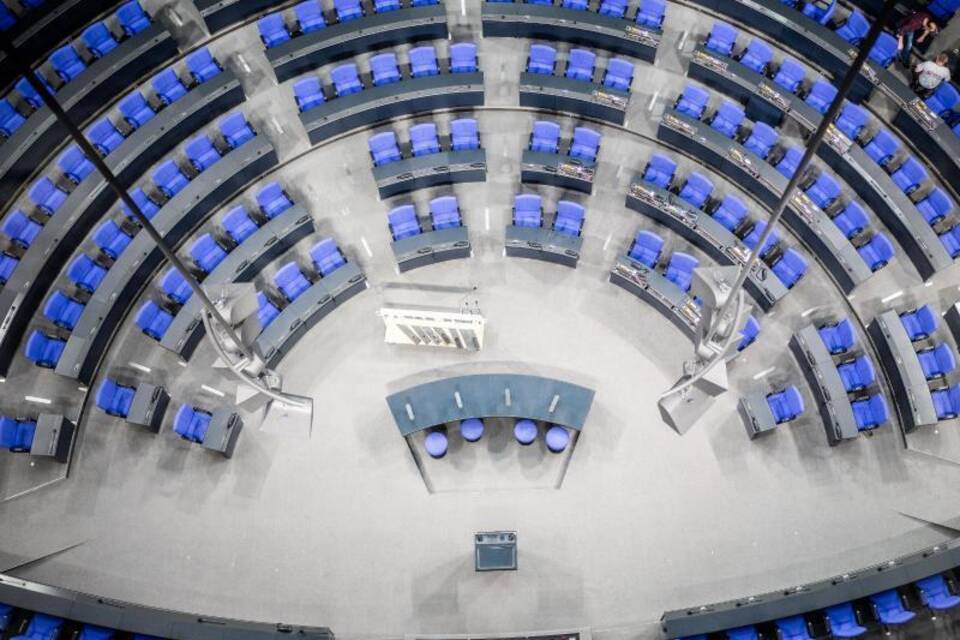 Umbau im Plenarsaal Umbau im Plenarsaal