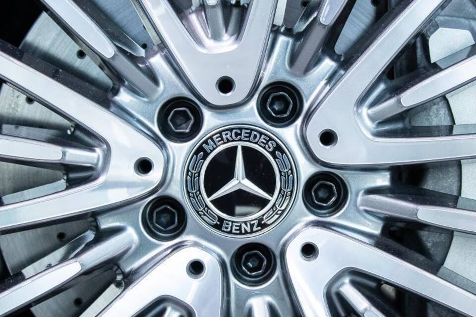 Mercedes-Benz Mercedes-Benz