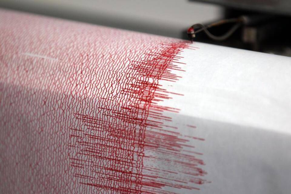 Seismograph