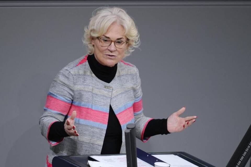Verteidigungsministerin Verteidigungsministerin