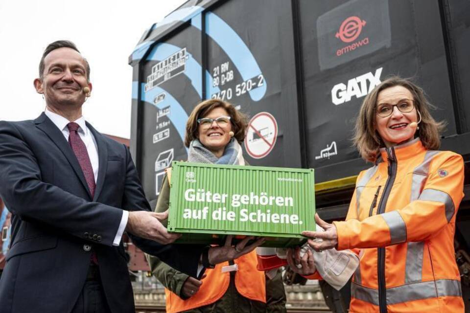 Güterzug mit automatischer Kupplung Güterzug mit automatischer Kupplung