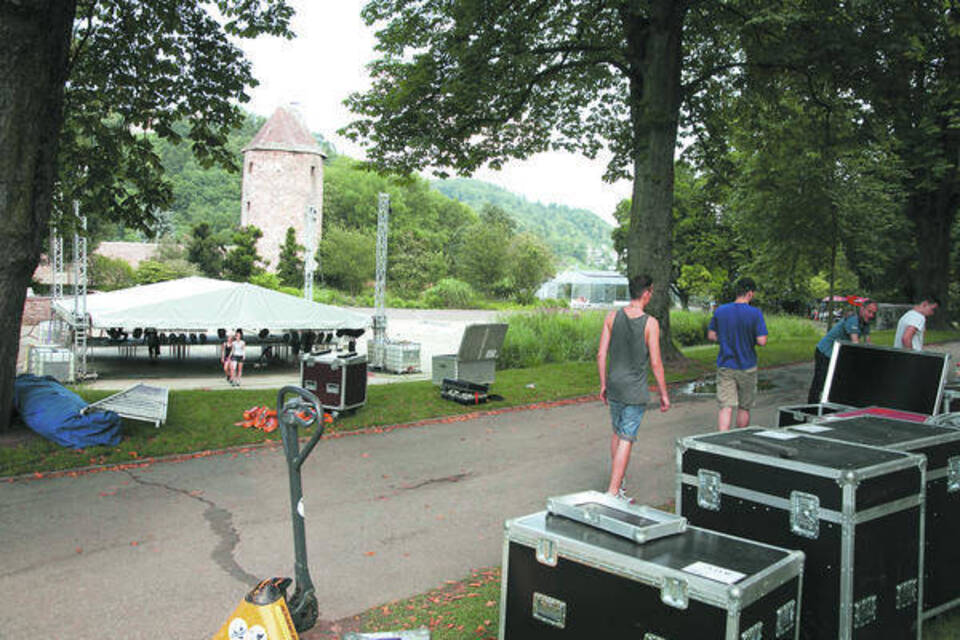 Theater am Teich Vier Tage lang Kleinkunst auf dem Wasser Rhein