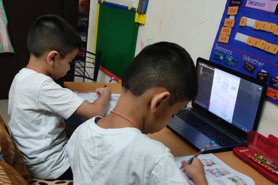 Schulkinder Schulkinder