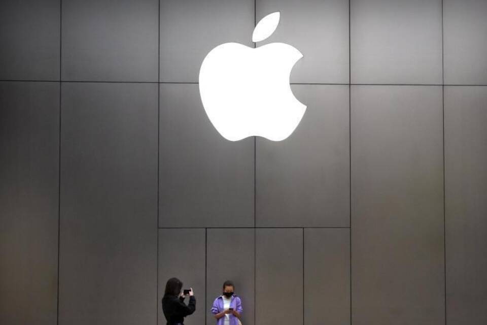 Apple - China Apple - China