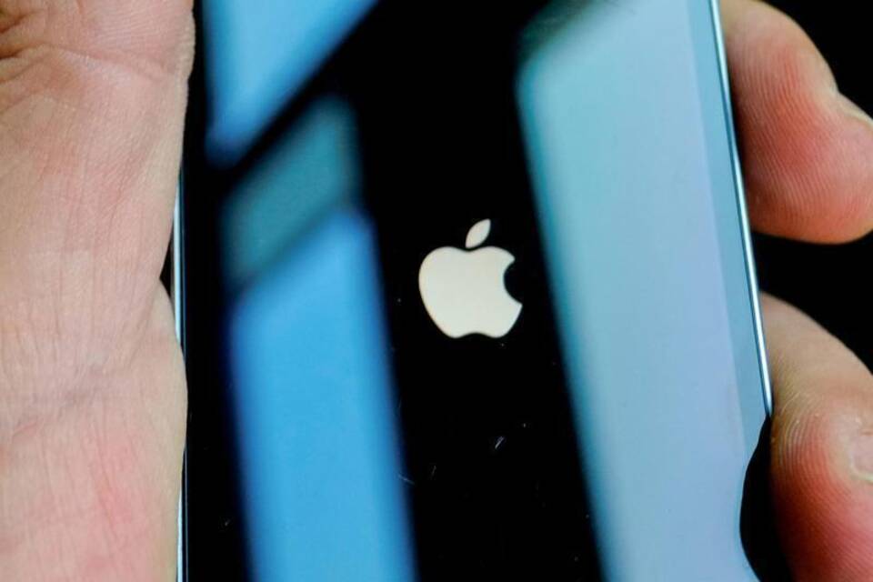 Apple mit Rekord-Weihnachtsquartal trotz Chip-Knappheit Apple mit Rekord-Weihnachtsquartal trotz Chip-Knappheit