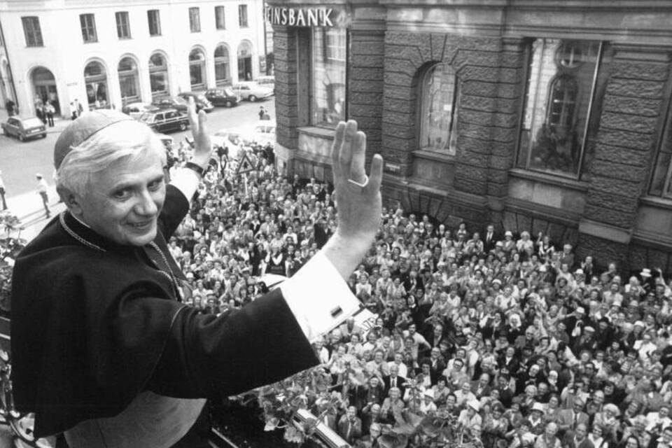Papst Benedikt XVI. Papst Benedikt XVI.