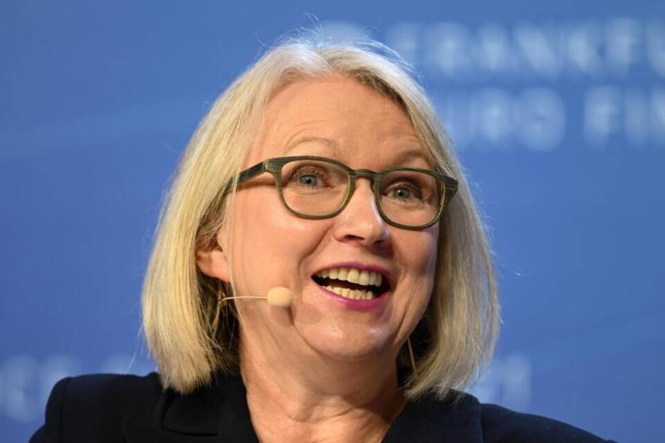 Monika Schnitzer Monika Schnitzer