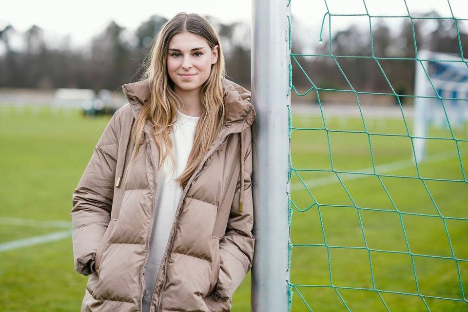 Deutsche Fußballnationalspielerin Jule Brand Deutsche Fußballnationalspielerin Jule Brand