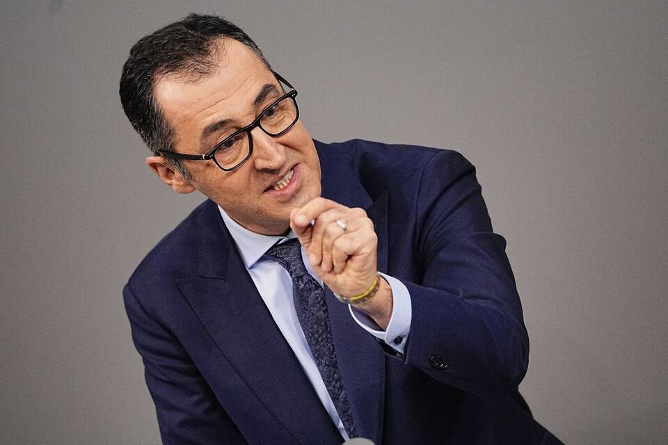 Cem Özdemir Cem Özdemir