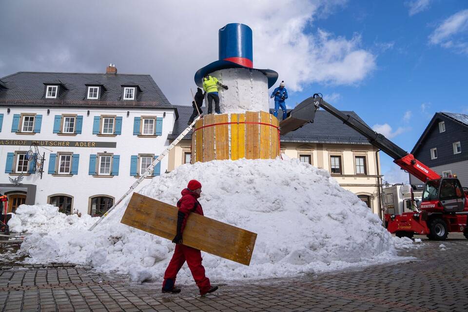 Riesenschneemann Riesenschneemann