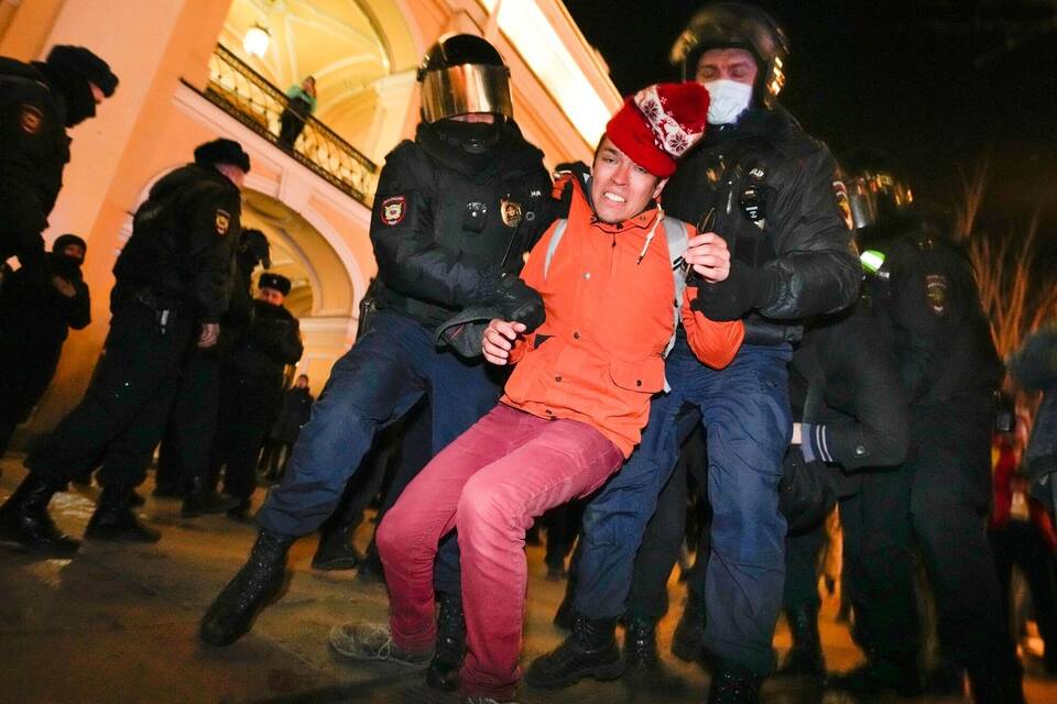 Propaganda: US-Regierung: Russland unterdrückt Medienfreiheit ...