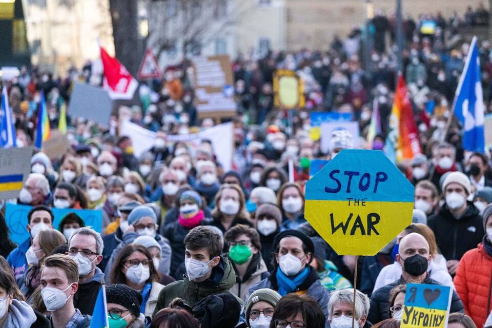 Fridays for Future protestiert gegen Ukraine-Krieg – Freiburg Fridays for Future protestiert gegen Ukraine-Krieg – Freiburg