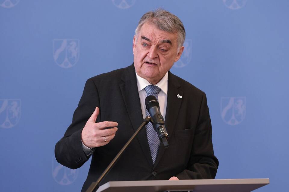 Herbert Reul (CDU) Herbert Reul (CDU)