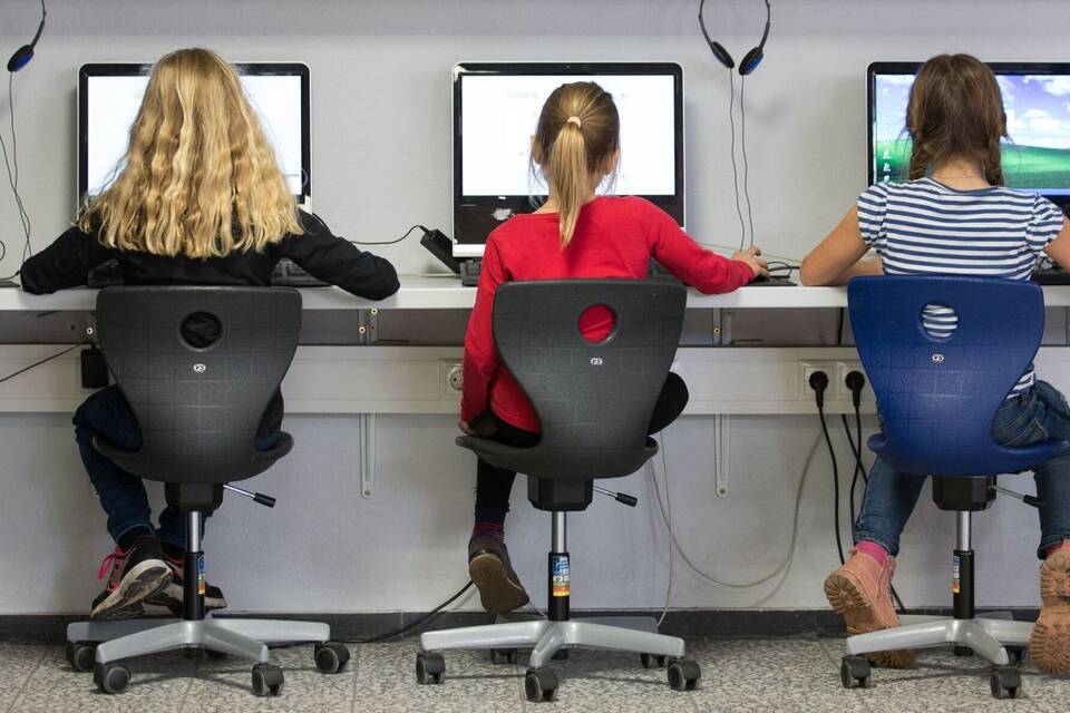 Digitalisierung in der Schule Digitalisierung in der Schule