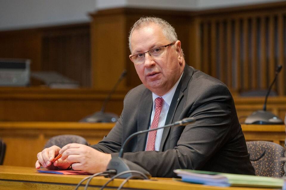 Suspendierter Homburger Oberbürgermeister Rüdiger Schneidewind Suspendierter Homburger Oberbürgermeister Rüdiger Schneidewind
