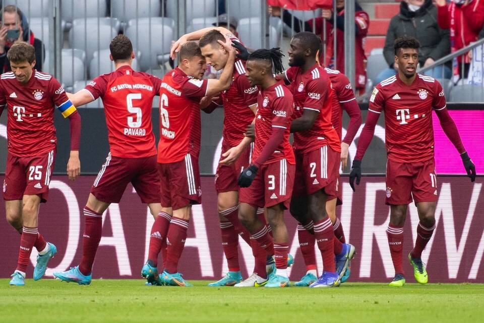 Niklas Süle Niklas Süle