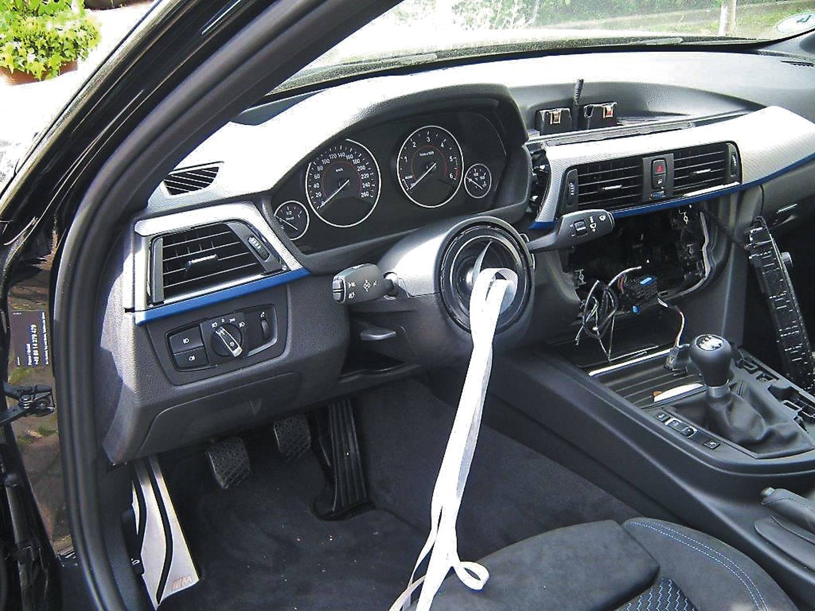 Bruhl Erneut Bmw Aufgebrochen Und Navigationsgerate Gestohlen Polizeibericht Metropolregion Rnz