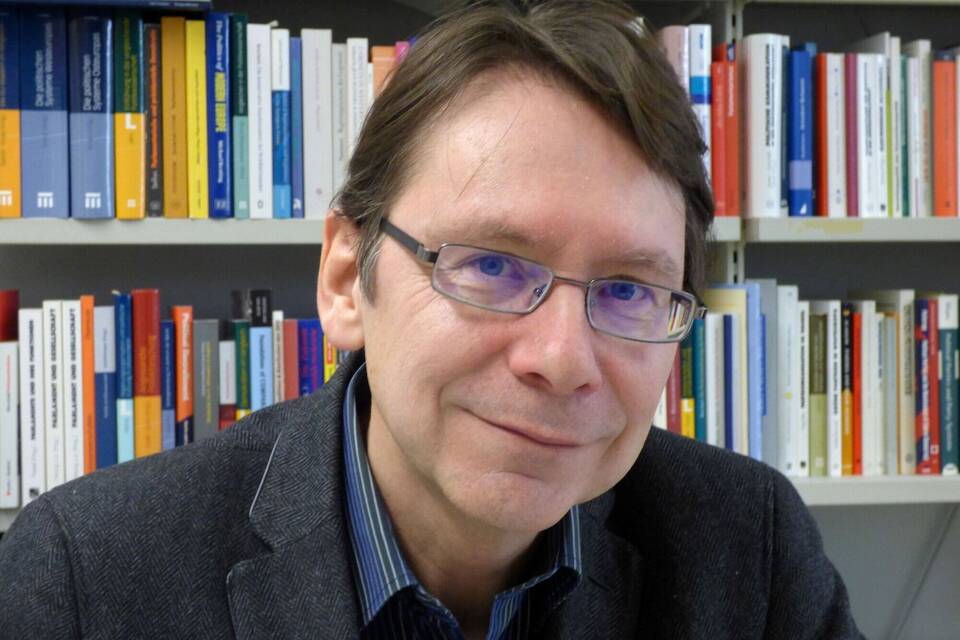 Politikwissenschaftler Uwe Jun Politikwissenschaftler Uwe Jun
